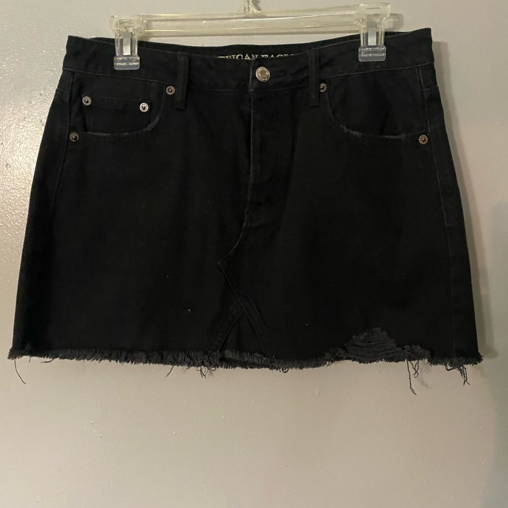 American Eagle black denim skirt size 10